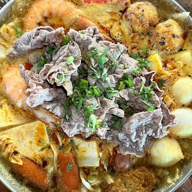 Thai Curry Hot Soup / 泰式咖哩鍋.
