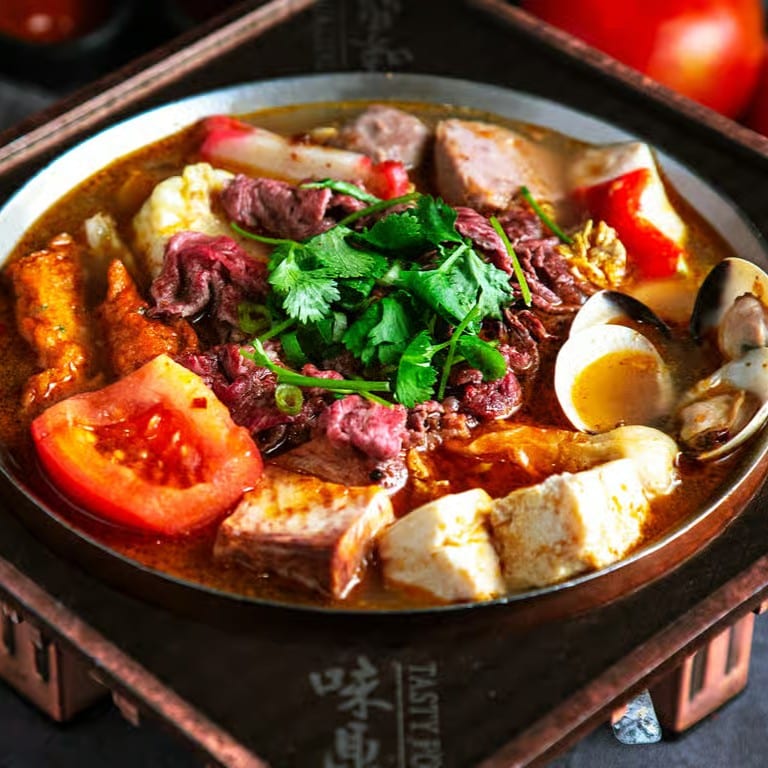 Beef Hot Soup / 沙茶牛肉鍋.