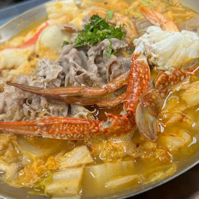 Thai Flavor Hot Soup / 泰式酸辣鍋.